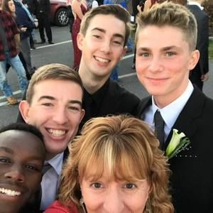 Meet your Posher, Jonathan